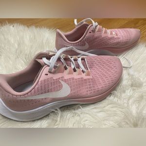Nike Zoom Pink in size 7.